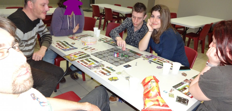 Compte-rendu de la séance n°14 du 09 avril 2015 : La nuit au Meeple