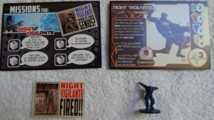 Les cartes de Night Vigilante vues de dos